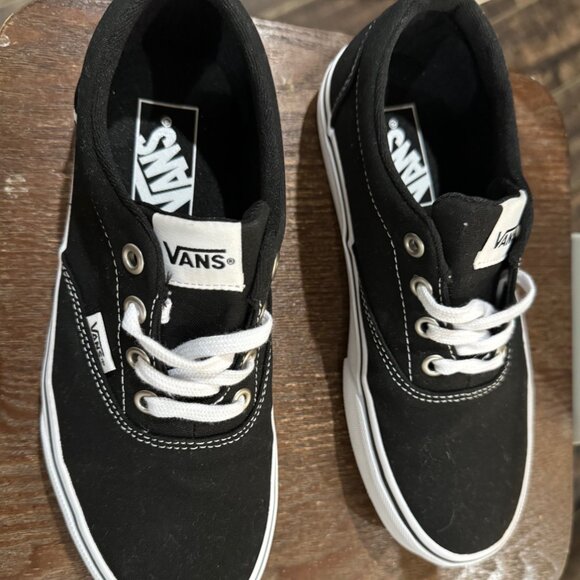 NEW VANS Authentic Black Shoes W6/36 - Picture 3 of 10